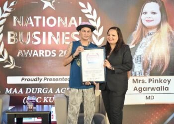 Mrs. Pinkey Agarwalla Recognized for Best Ladies Clothing Store in Guwahati at National Business Awards 2025