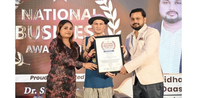 Dr. Sidhartha Daas Recognized as Best Astrologer and Vastu Consultant of the Year at National Business Awards 2025