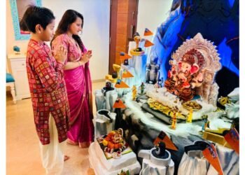 Gandhi Family Celebrates Maha Ganesh Utsav 2025 with Eco-Friendly ‘Ghar Ka Ganesh’ in Juhu, Mumbai