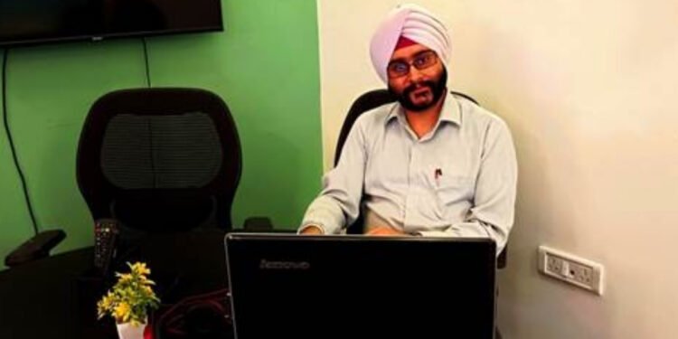 This year on Teachers’ Day, author Chet Kamal Parkash honours his Teachers with a Thoughtful Tribute