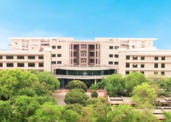 Shaping the Future of Healthcare: IIT Delhi Introduces Online PG Diploma in Healthcare Product Development and Management
