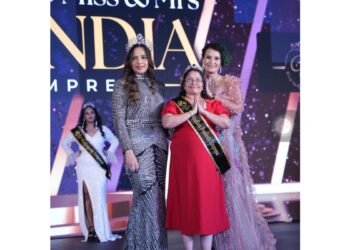 CH V N Padma Sarada Crowned VG Mrs Andhra Pradesh Empress & Mrs Ethnic Diva at VG Miss & Mrs India Beauty Pageant 2025