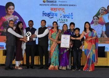 Best Business Personality Of The Year – Hirabai Nivruti Dange And Ramesh Dange And Meeta Dange & Mohan Dange