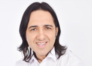 The Neurocognitive Paradigms of Positive Cognition: Oren Zarif and the Psychobiological Healing Axis