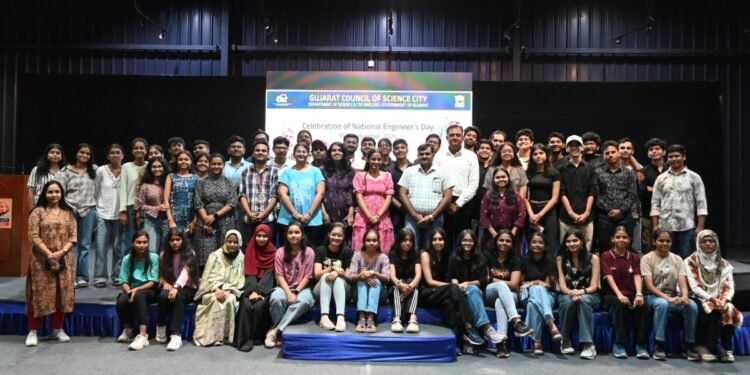 Celebration of Ozone Day and National Engineers Day at Gujarat Science City: Awareness Spread Among Students about Environment and Technological Contribution