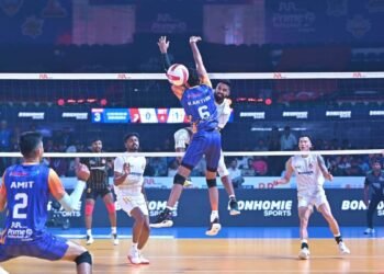 PVL 2025: Ahmedabad Defenders Break Mumbai Meteors Unbeaten Streak with a Thrilling Win