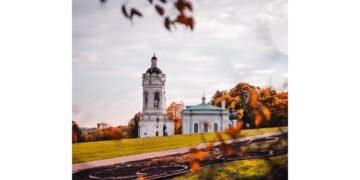 Why visit Moscow in autumn