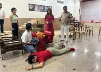 AGP World-Mahesh Manjrekar Reunite for Play ‘Lovable Rascal’