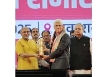 Vice President C.P. Radhakrishnan Felicitates Chhattisgarh’s Achievers at Grand Rajyotsav Celebration in Nava Raipur