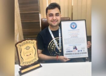 Dr. Yash Pandey Honoured by London & Asian Book of Record for 1000 Surgeries in 100 Days