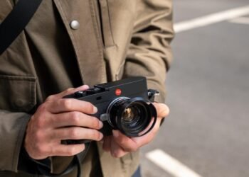 Next Milestone for the Leica M-System Leica M EV1 – the first M-Camera with an integrated electronic viewfinder
