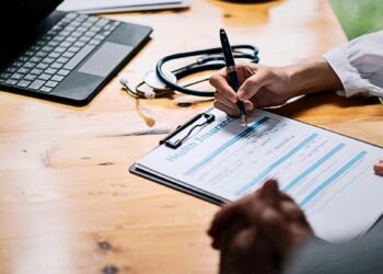 The Hidden Costs Of ‘Cheap’ Health Insurance Plans: A Claim Settlement Ratio Analysis