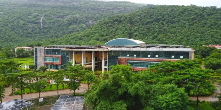 Universal Business School MBA & BBA in AI Curriculum Gives Students a Competitive Edge in Creative Industries