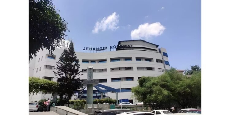 All About Robotic Hip Replacement at Jehangir Hospital Precision, Safety and Faster Recovery with Cutting-Edge Technology