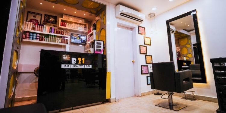 B21 Marks 11+ Years of Excellence in Sahidnagar, Bhubaneswar With Premium Hair & Beauty Services