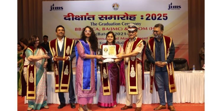 JIMS Kalkaji Marks the Graduation of BBA & B.Com (H) Class of 2024 with a Grand Ceremony