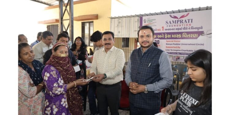 Empowering Frontline Heroes: Samprati Foundation Distributes Protective Gear to Surat’s Safai Veers