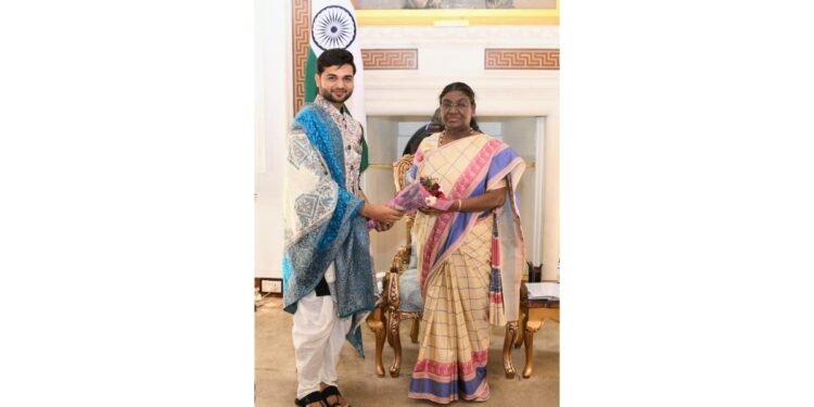 Debabrata Pal: Weaving Dance, Painting, and Innovation Through Nirtyachitram