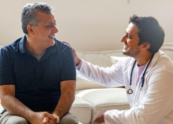 How to Reduce Premiums for Senior Citizen Travel Insurance