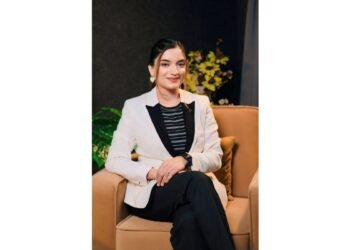 Phone Dekho Opens Second Outlet, Plans National Presence with 100 Stores in a Year