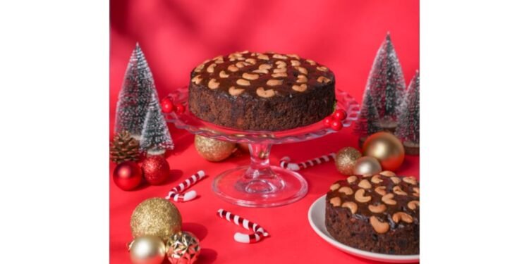 Deliure Marks Christmas with Its Signature Vegetarian, Alcohol-Free Plum Cake