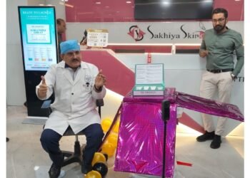 Dr. Jagdish Sakhiya Launches Anti Acne Kit for Oily and Acne Prone Skin