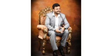 From Government Bank Clerk to One of the Richest Astrologers in India: The Inspiring Journey of Mahesh Mankar