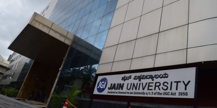 The Choice That Shapes Futures: Inside JAIN’s Bachelor of Commerce (Honours) (Regular) Advantage