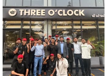 Three O’Clock Café Hits 7th Milestone in India with Franchise India