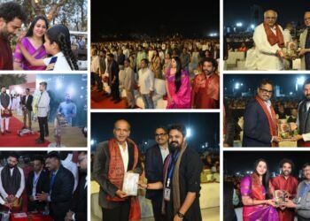 Gujarat CM Bhupendrabhai Patel, Ministers Kanubhai Desai & Jitubhai Vaghani, and Ashutosh Gowariker Grace Namotsav at Sanskardham