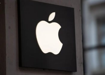 Apple AI Wearable Pin Is Poised to Boldly Shake Up Tech in 2027