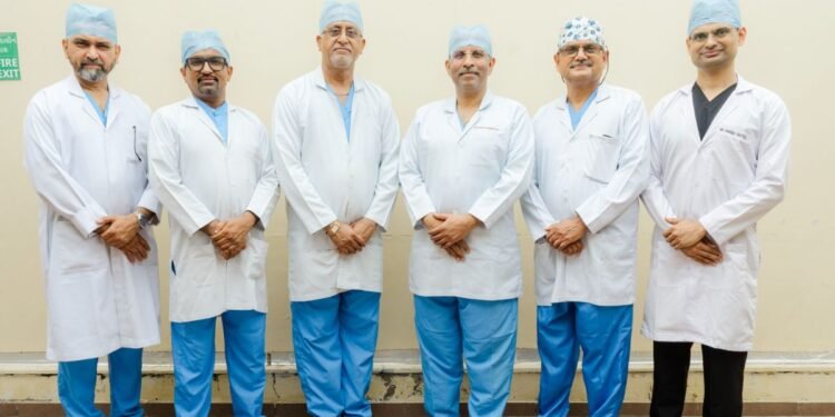 Delhi to Ahmedabad, 1,000 Km Apart: Dr. Sanjiv Haribhakti Performs Gujarat’s First Remote Robotic Surgery