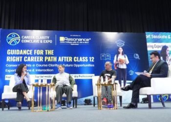 Resonance Hyderabad Hosted Career Clarity Conclave & Expo at JNTU Auditorium, Hyderabad
