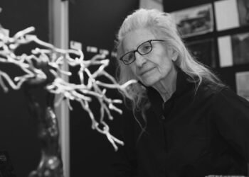 Annie Leibovitz Receives Lifetime Achievement Award, Set to Begin New Creative Chapter in India