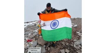Vectus MD Atul Ladha successfully summits Aconcagua, South America’s highest peak, setting a new benchmark in Indian mountaineering