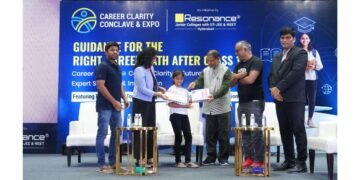 Resonance Hyderabad Awards Tablets to Top 100 Mega ResoFAST 2026 Achievers