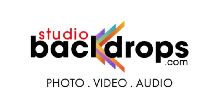 AriesX by StudioBackdrops Unveils ‘Clix’ One-Click Softbox to Simplify Studio Lighting Setup