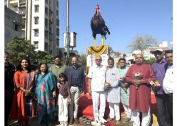 Shri Bahuchar Mata Chowk Renovated at Bhulabhai Park; Rooster Sculpture Made from 2000 kg Waste Metal Unveiled