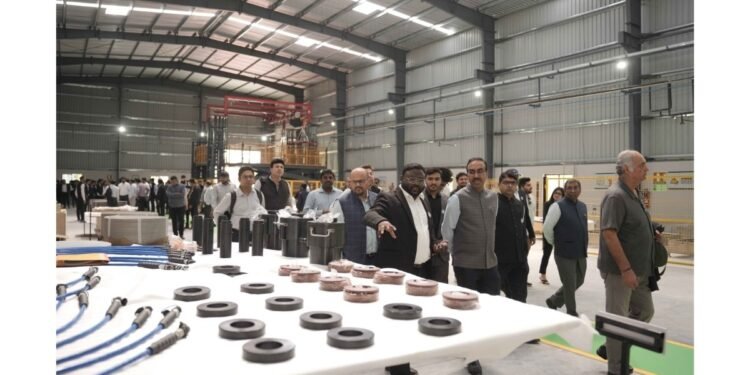 Advait Greenergy inaugurates one of India’s first 30 MW alkaline electrolyser assembly facilities in Mehsana, Gujarat, boosting green energy manufacturing.