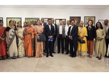 10th Sahayog Contemporary Art Exhibition Brings Police, Civil Services and Artists Together