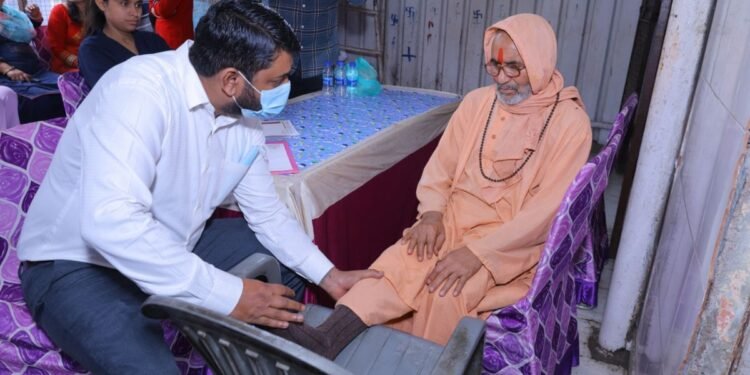 Free Physiotherapy Camp in Narela with the Support of Indian Oil, Benefiting 200 Senior Citizens