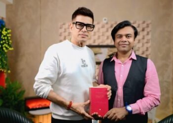 Invited by Actor Sudesh Berry, Varun Gupta of GrahRahasya Decoded Advances Mahabharat Research Through Text-Based Analysis