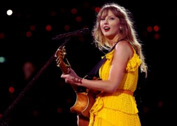Taylor Swift Files Landmark Trademarks to Protect Voice, Persona from AI