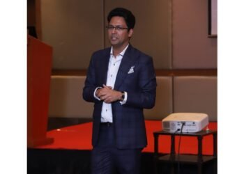 Can AI Really Replace Software Product Companies? Here’s What Businesses Are Missing