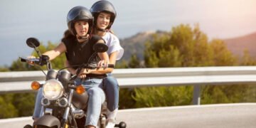 Insurance for Bikes Used Daily in Indian Traffic: The Coverage Logic Behind High-Usage Two-Wheelers