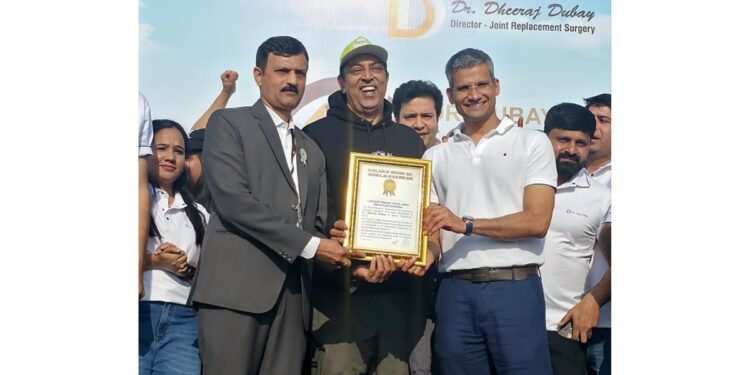 Jaipur Sets a Unique World Record: 220+ Joint Replacement Patients Perform Tadasana Together