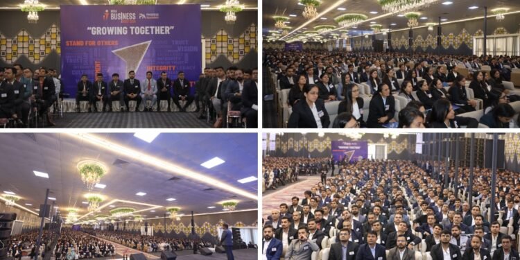 Progress Alliance hosts Mega Business Meet in Surat, draws 2,000 Entrepreneurs for Dialogue on Values and Growth