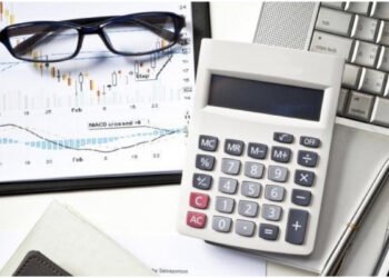 Mutual fund calculator vs compound interest calculator: Key differences