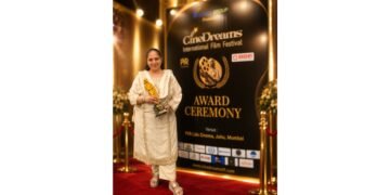 Pallavi Gurjar Honoured with Best Debut Producer Award at Cine Dreams International Film Festival