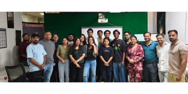 Breaking the Isolation: How This Premium Trading Café in Lucknow is Rewiring Retail Trading
